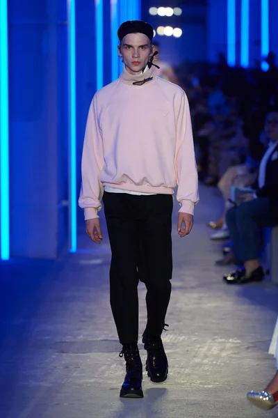 Look 55